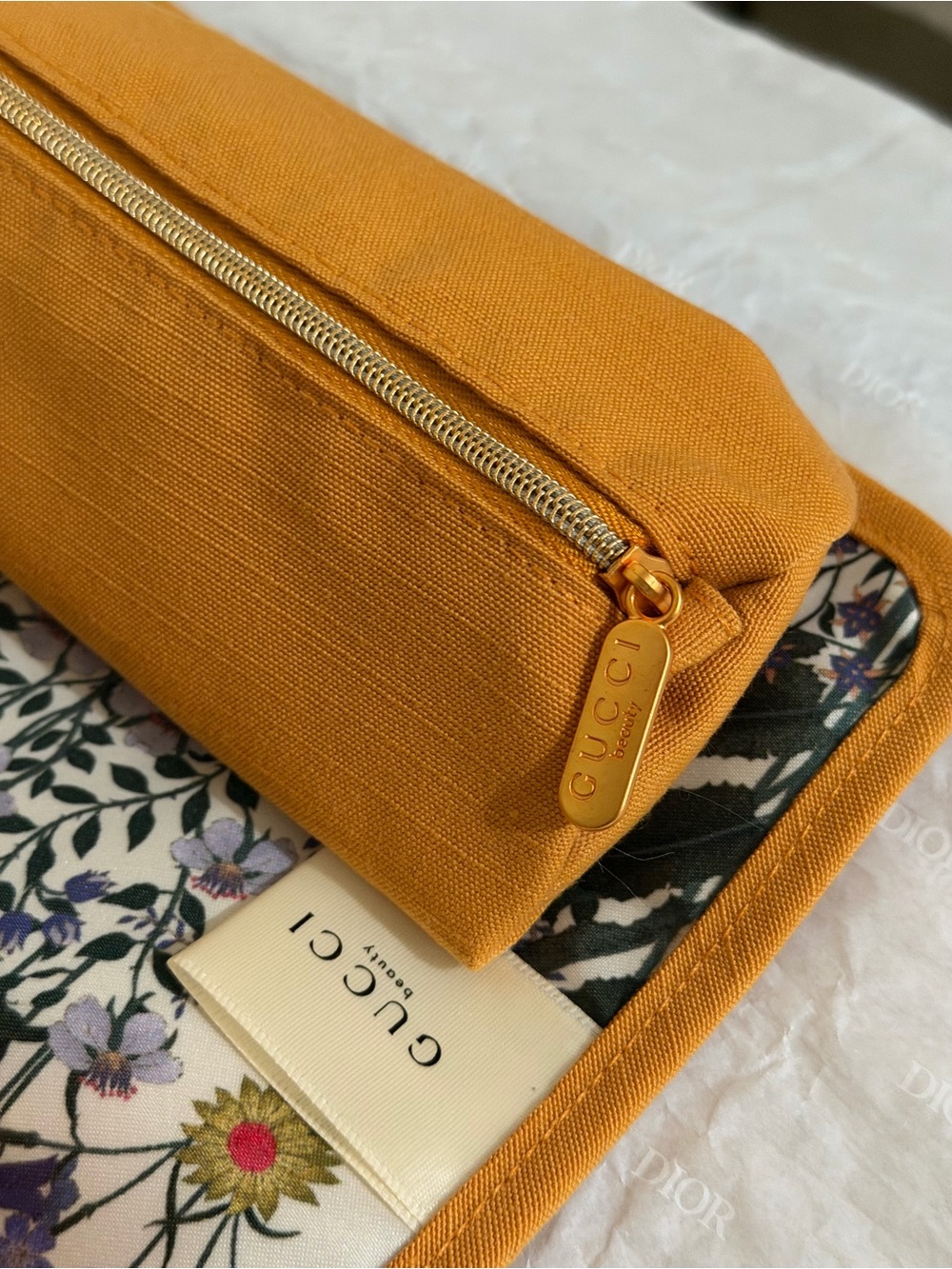 Brand new Gucci mustard yellow beauty travel Pouch with Gold Logo - Picture 6 of 17